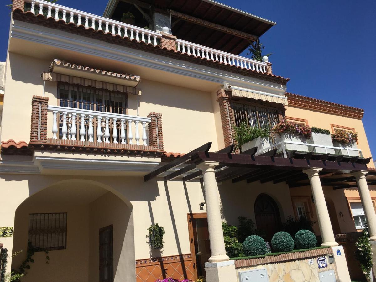 Apartment With Private Patio Fuengirola Exteriör bild