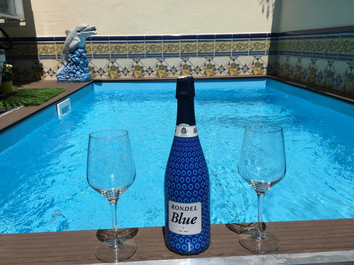 Apartment With Private Patio Fuengirola Exteriör bild