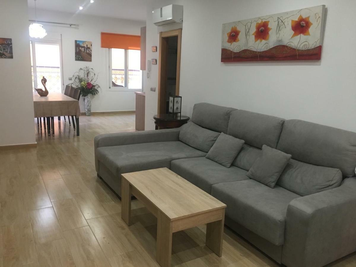 Apartment With Private Patio Fuengirola Exteriör bild