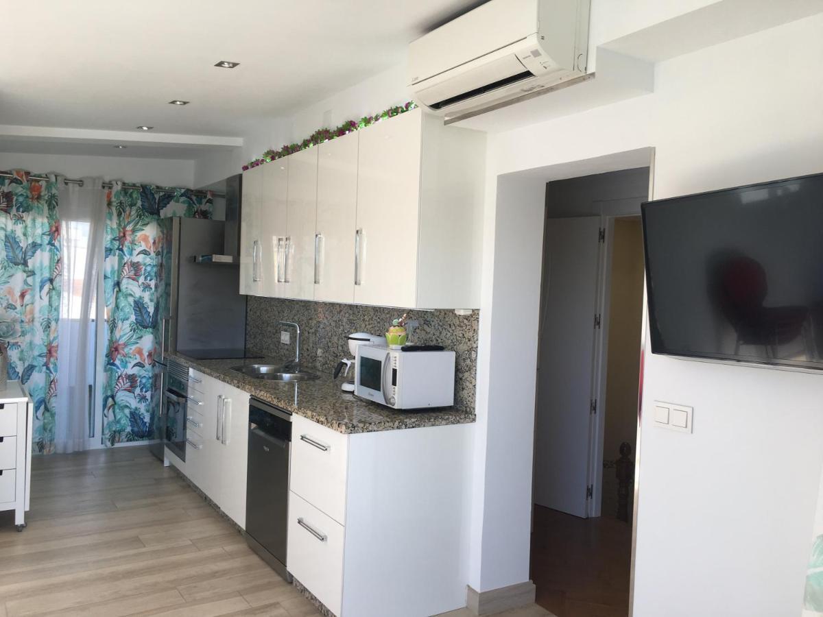 Apartment With Private Patio Fuengirola Exteriör bild
